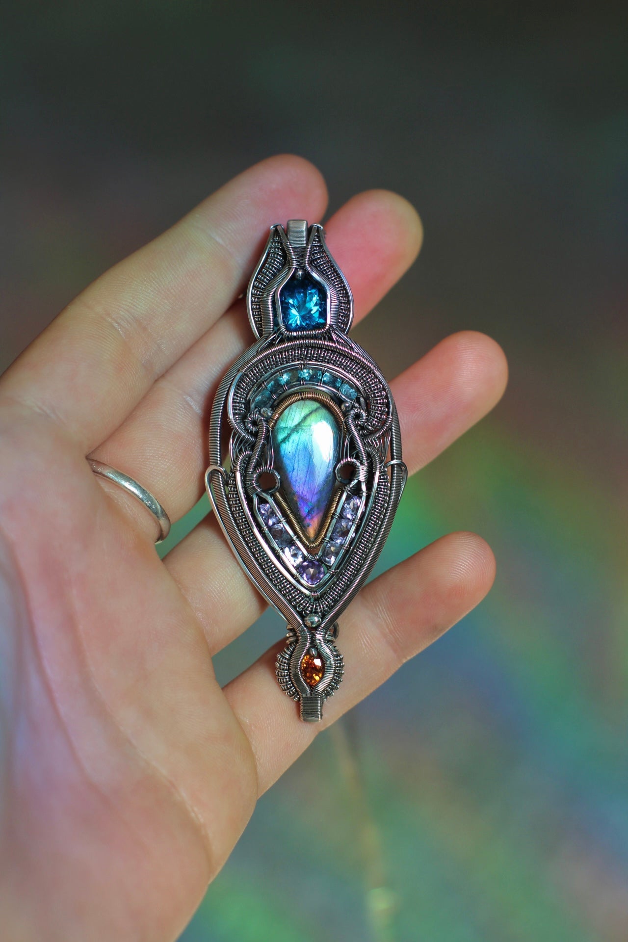 Aurora Borealis - Labradorite Pendant
